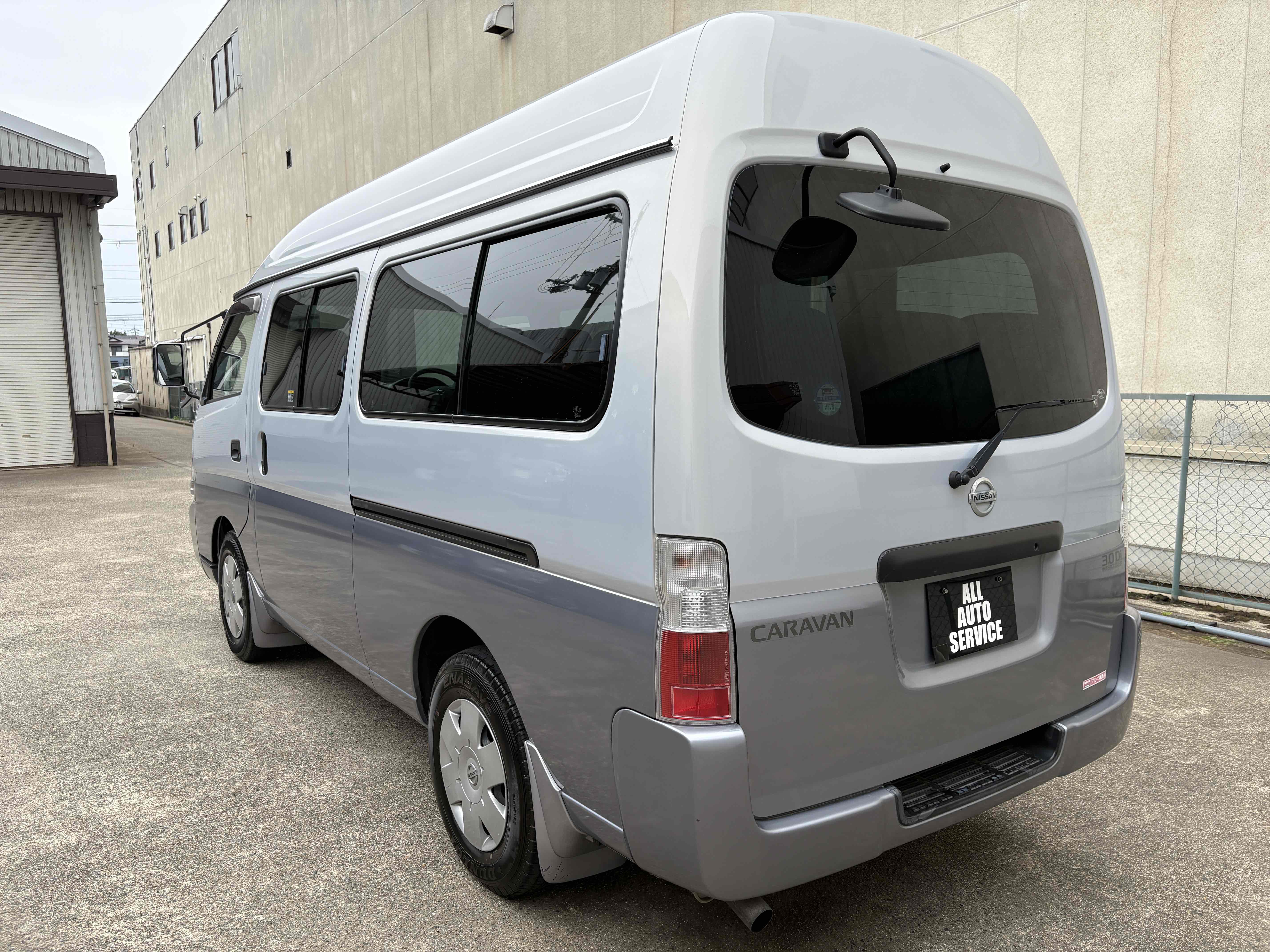 12人乗り車両03