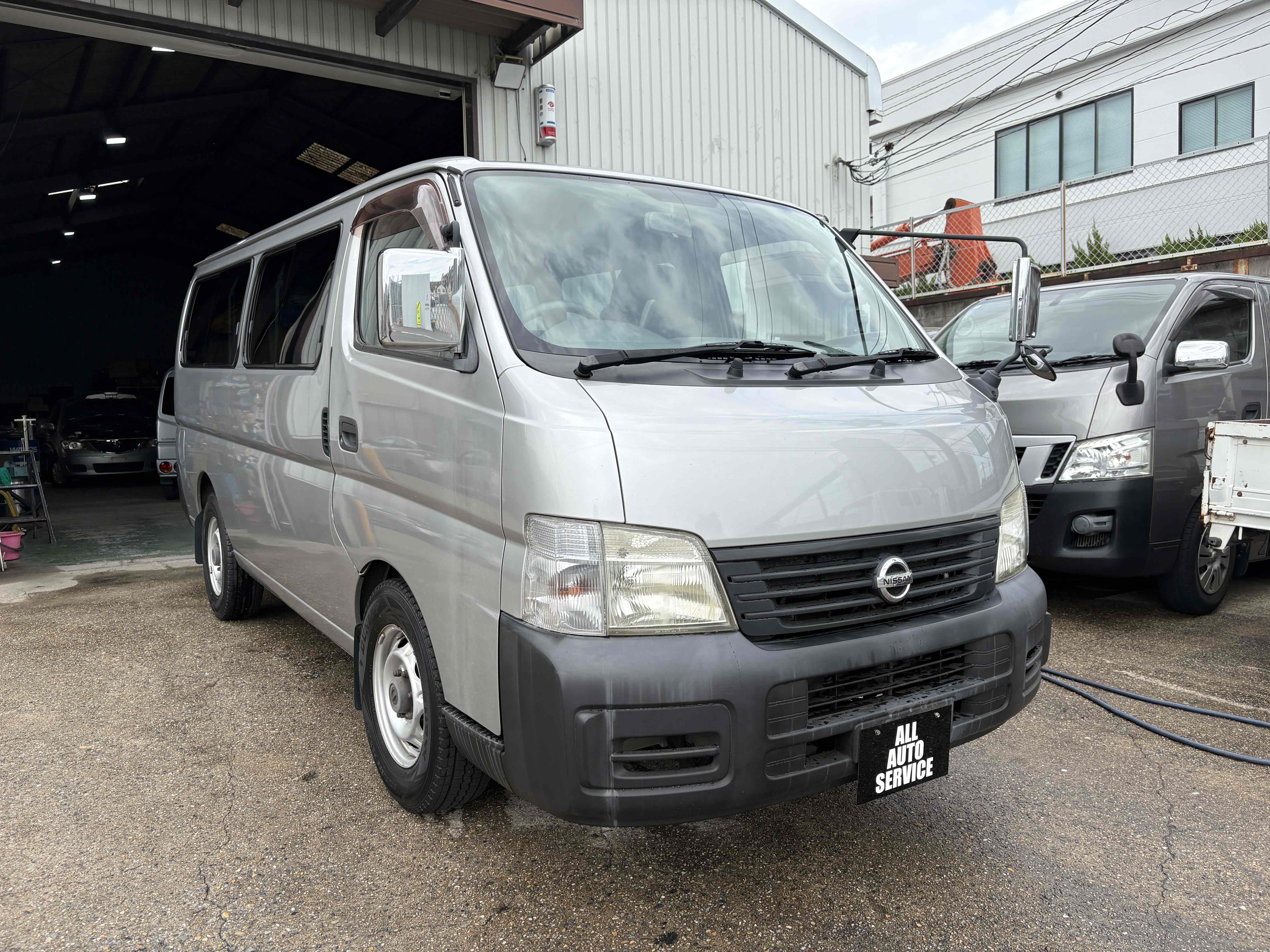 10人乗り車両